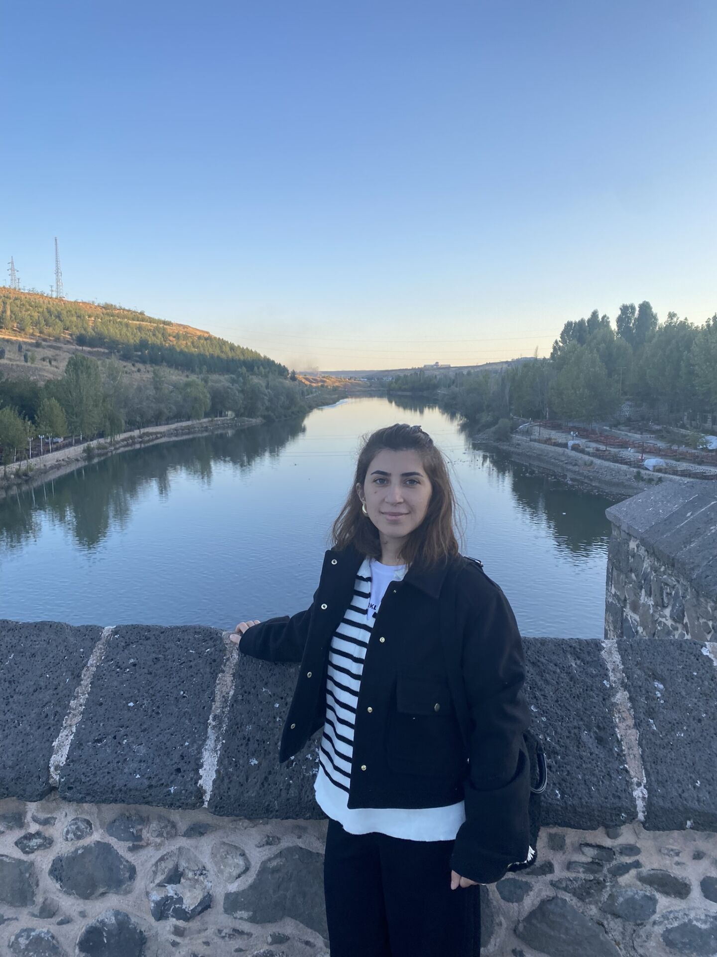 ZARA MUADİLİ SİYAH KISA KAŞE KABAN