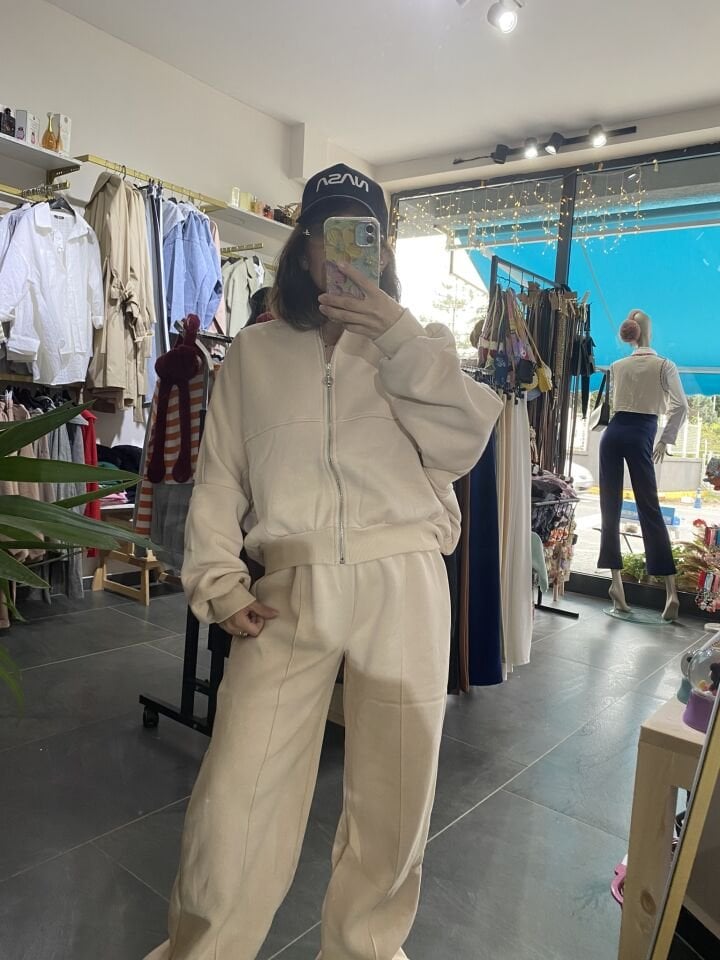 ZARA MODEL 3 İPLİK ŞARDONLU EŞOFMAN TAKIMI KREM