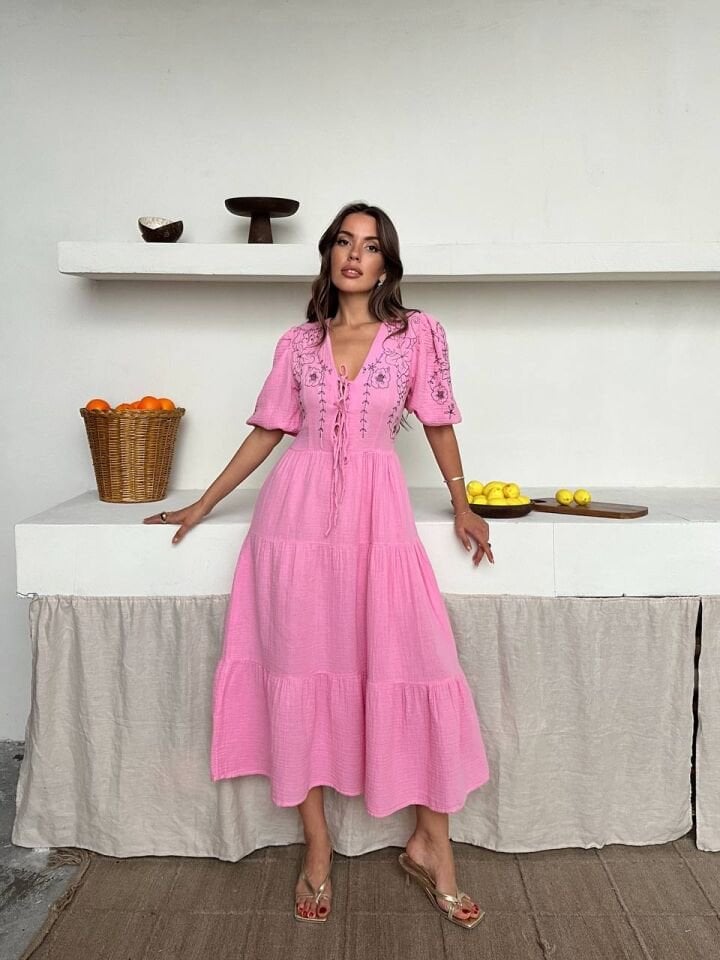 PEMBE MÜSLİN ELBİSE