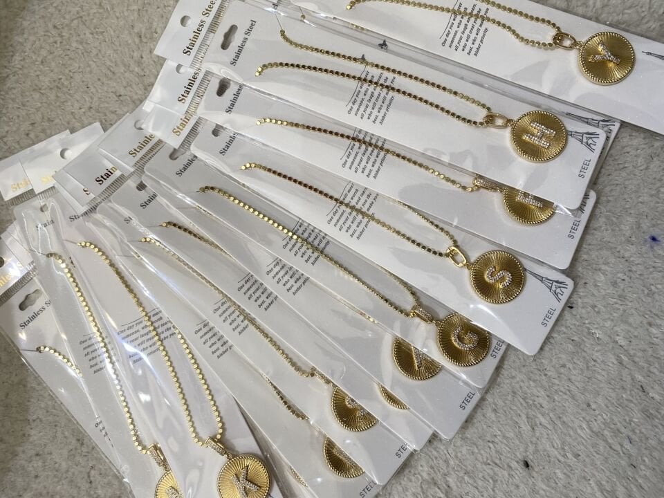 GOLD EZME ZİNCİRLİ HARF KOLYE