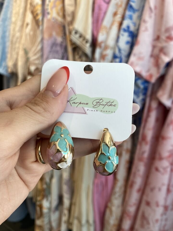 GOLD BOTTEGA VİP FLOWER KÜPE 2