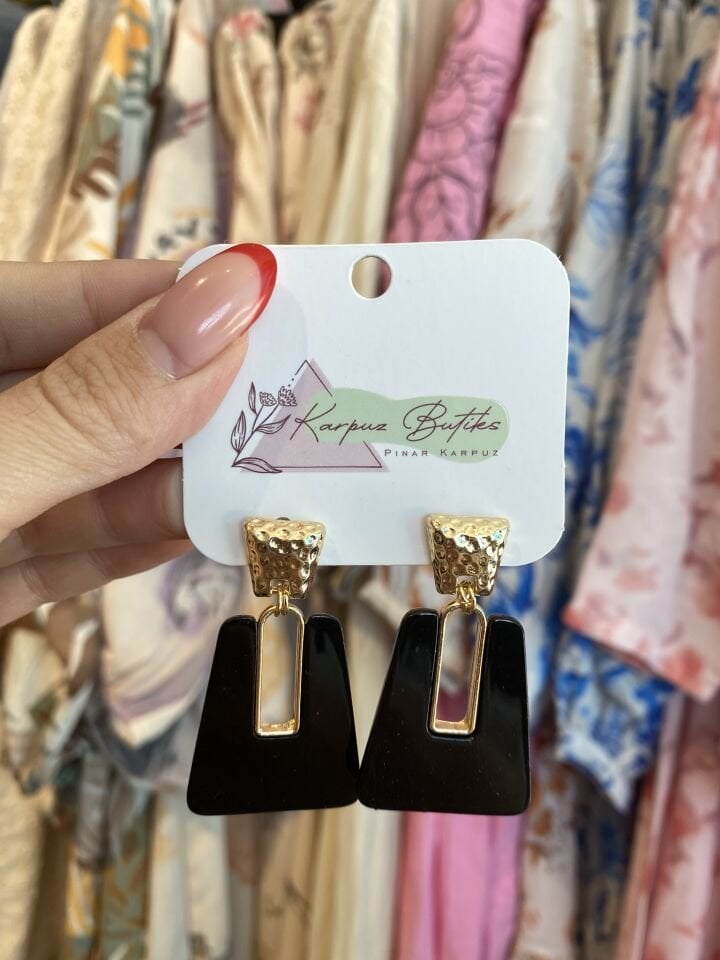 RENKLİ VİP KÜPE 12