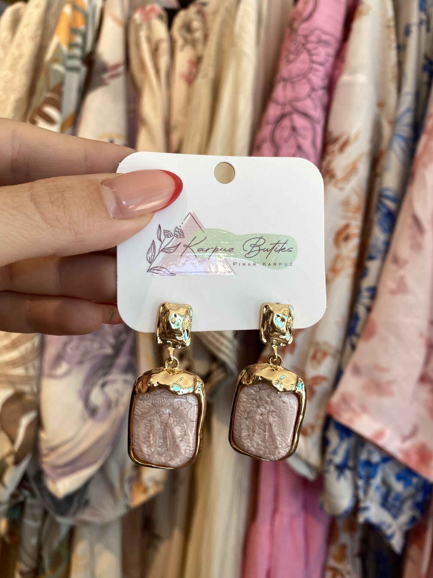RENKLİ VİP KÜPE 21
