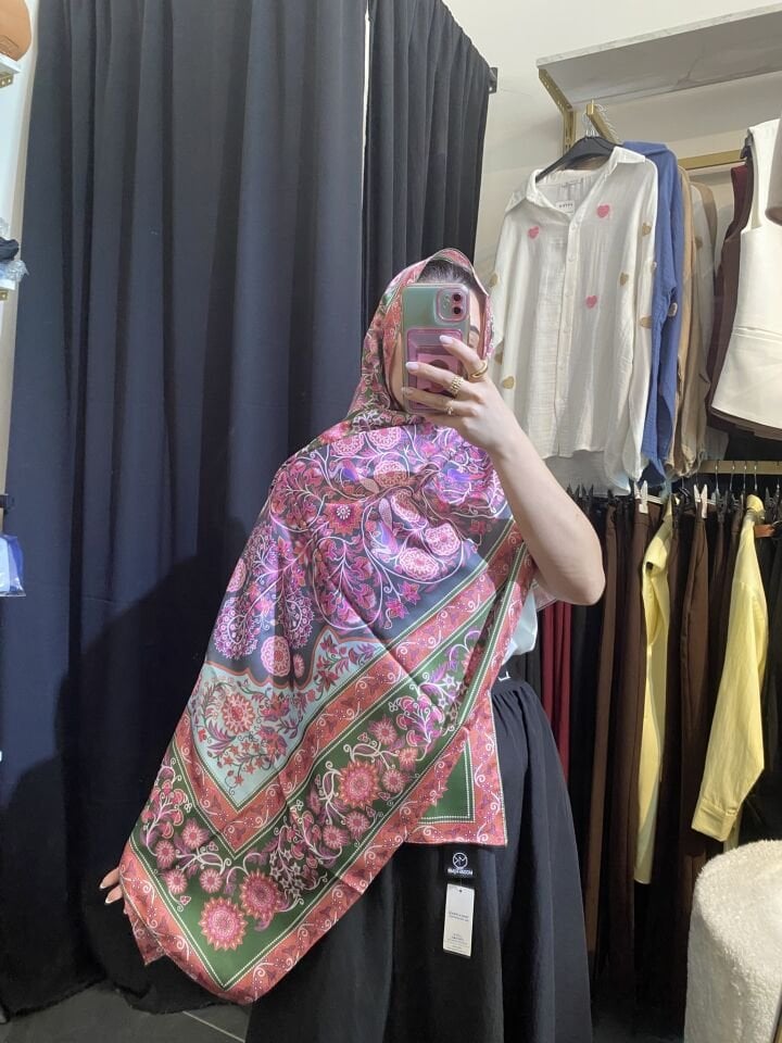 MK İPEKSİ PEMBE ŞAL