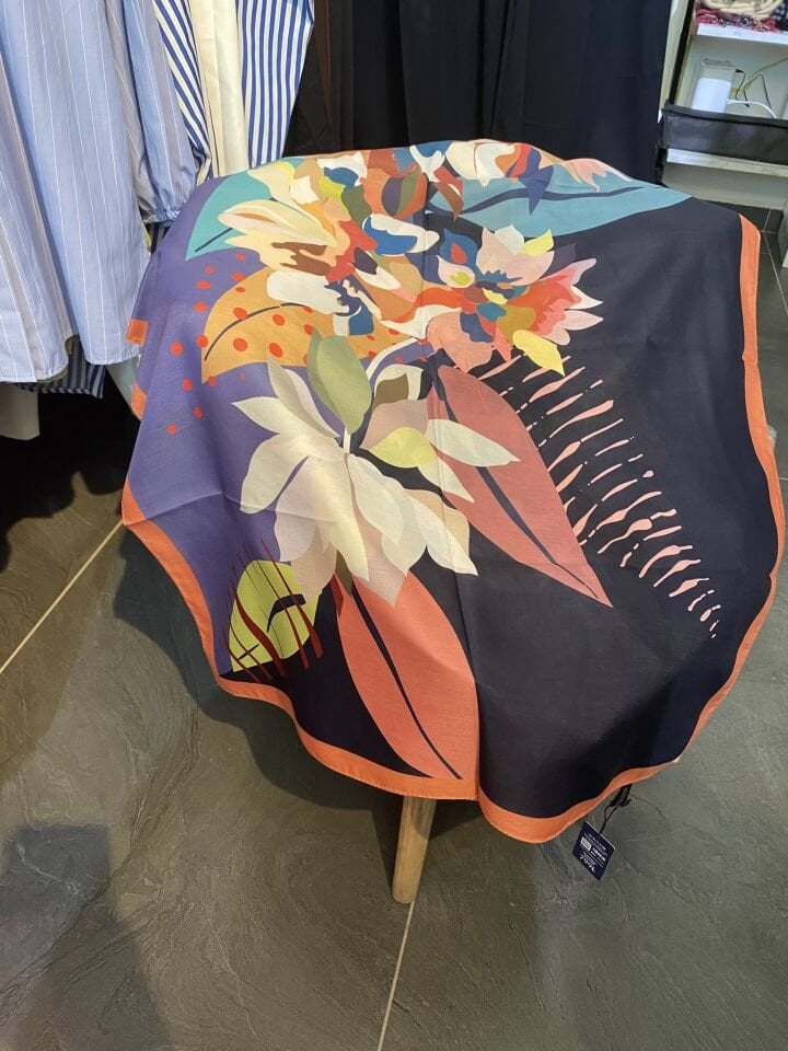 CAMELLİA FLOWER ŞAL