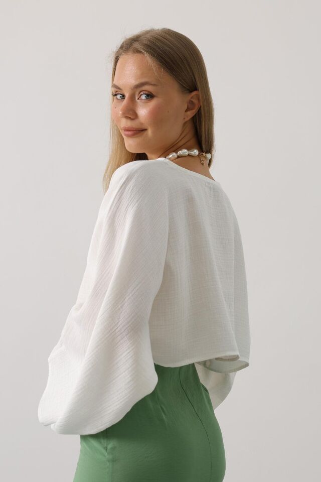 YARASA KOLLU CROP BLUZ