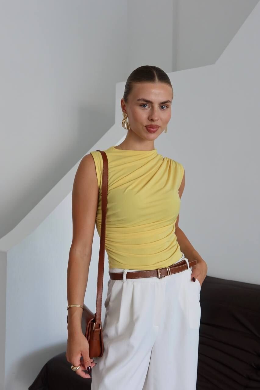DRAPE BÜZGÜ DETAYLI SANDY BLUZ SARI