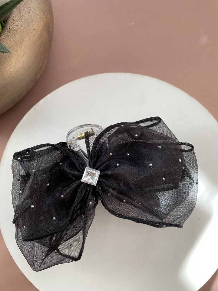 SİYAH FİYONK DETAYLI MANDAL TOKA 11 CM