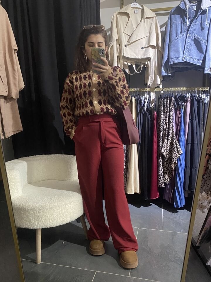 KAHVE BAKLAVA DESENLİ TRİKO HIRKA