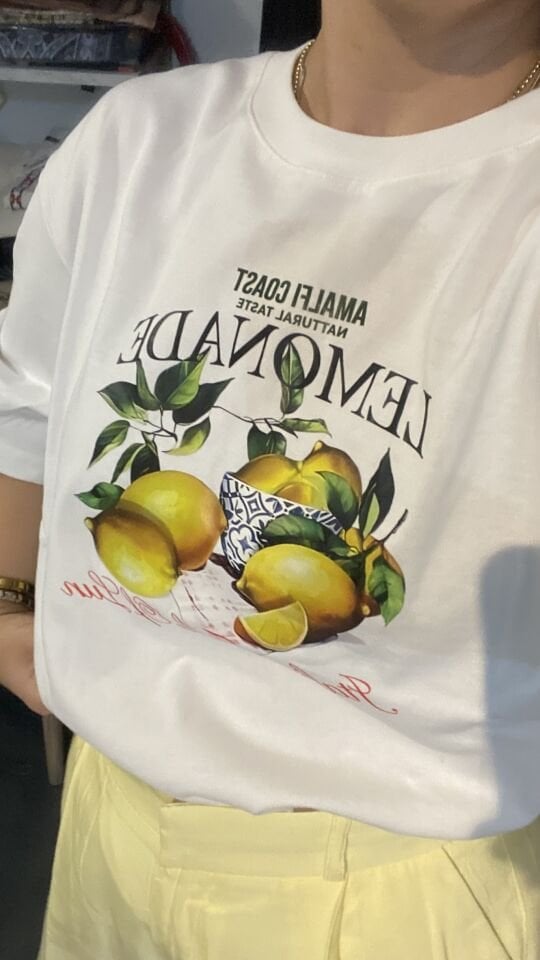 AMALFİ LİMON BASKILI TİŞÖRT