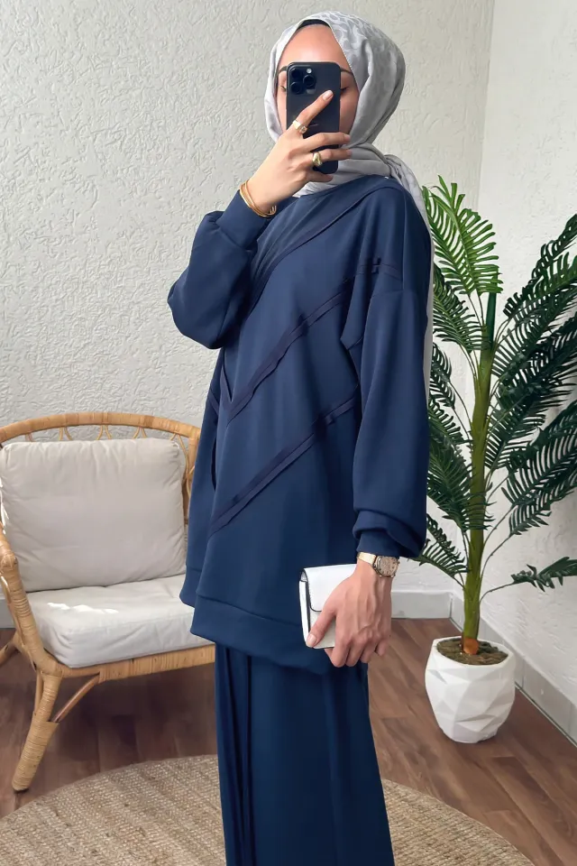 ASİMETRİK DETAYLI MODAL İKİLİ TAKIM LACİVERT