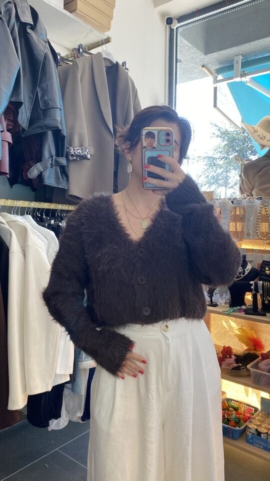KAHVE SAKALLI CROP TRİKO HIRKA