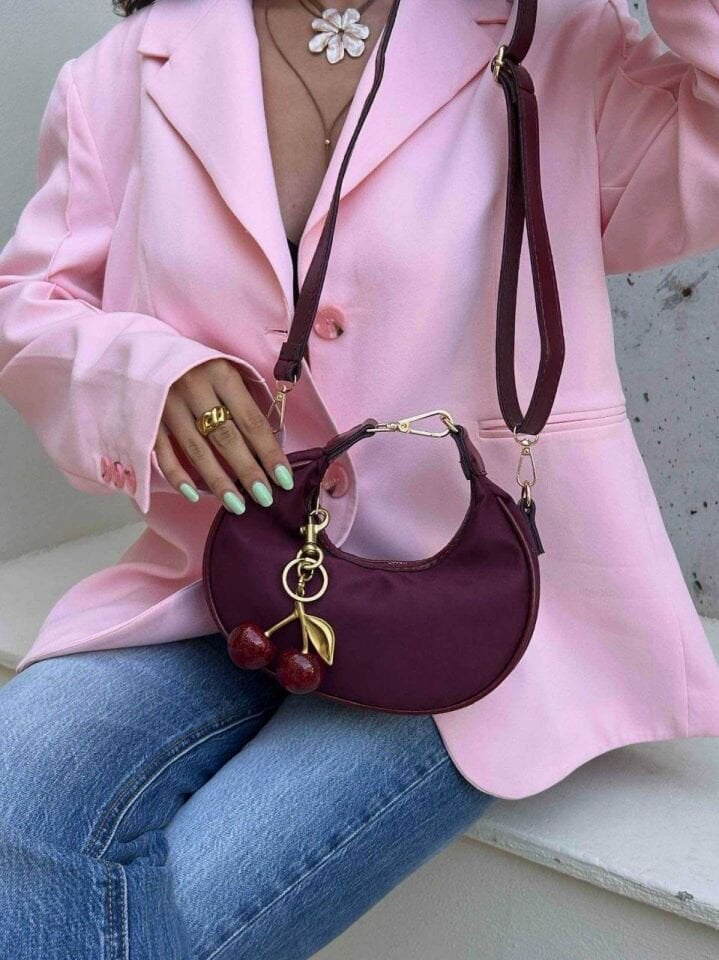 BORDO SÜET EL ÇANTASI KİRAZ CHARM DAHİL