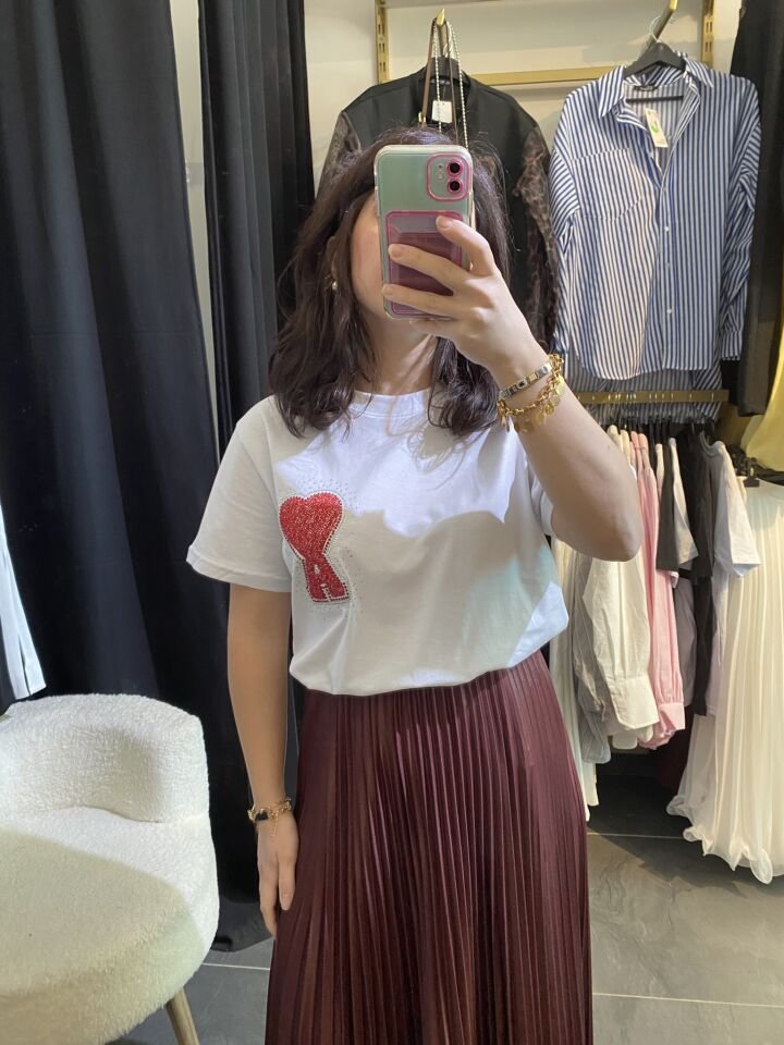 AMI MARKA MODEL BEYAZ TİŞÖRT